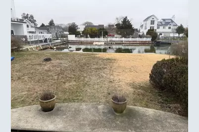 7 Fairlawn Court, Shirley, NY 11967 - Photo 30