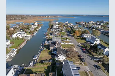 7 Fairlawn Court, Shirley, NY 11967 - Photo 8