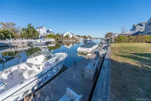 7 Fairlawn Ct, Shirley, NY 11967 - Photo 34