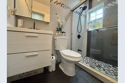 115-33 158th Street, Jamaica, NY 11434 - Photo 8