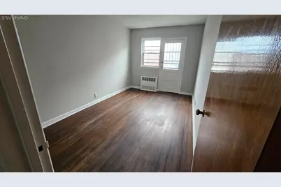 25-31 42nd Street, Astoria, NY 11103 - Photo 14