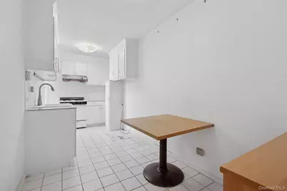 33-24 91st Street #6L, Jackson Heights, NY 11372 - Photo 2