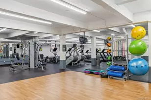 33-24 91st St, Jackson Heights, NY 11372 - Photo 8