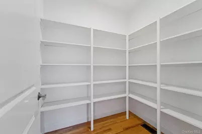 255 Congers Road, New City, NY 10956 - Photo 14