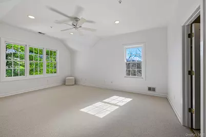 125 Cross River Road, Mount Kisco, NY 10549 - Photo 28