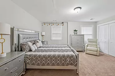 60 Steuben Boulevard, Nesconset, NY 11767 - Photo 18