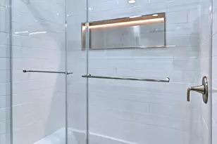 8 Prairie Rd, Huntington Station, NY 11746 - Photo 20