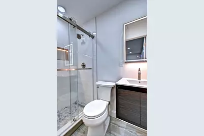 8 Prairie Road, Huntington Station, NY 11746 - Photo 18