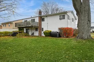 122 Haypath Rd, Bethpage, NY 11714 - Photo 28