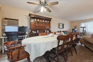 122 Haypath Rd, Bethpage, NY 11714 - Photo 8