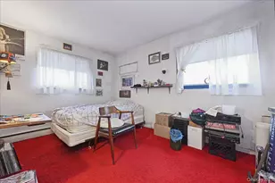 122 Haypath Rd, Bethpage, NY 11714 - Photo 14