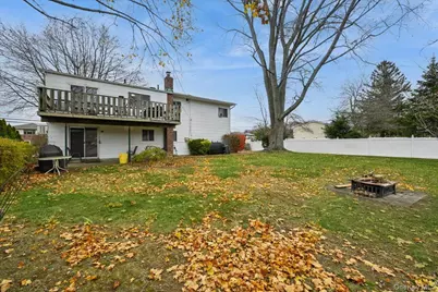 122 Haypath Road, Bethpage, NY 11714 - Photo 26