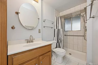 122 Haypath Road, Bethpage, NY 11714 - Photo 20