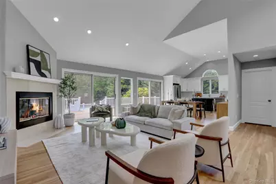 23 Red Creek Circle, Hampton Bays, NY 11946 - Photo 8