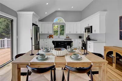 23 Red Creek Circle, Hampton Bays, NY 11946 - Photo 14