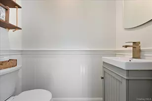 16 Country Ln Dr, Kings Park, NY 11754 - Photo 22