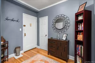 2 Overlook Rd, White Plains, NY 10605 - Photo 8