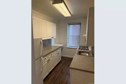 325 E 201st Street #3J, Bronx, NY 10458 - Photo 16
