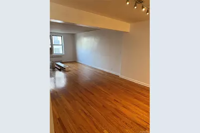 325 E 201st Street #3J, Bronx, NY 10458 - Photo 26