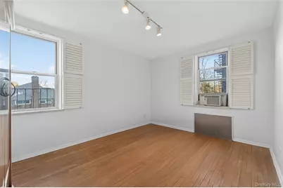 84-35 Lander Street #2B, Briarwood, NY 11435 - Photo 18