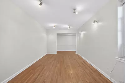 84-35 Lander Street #2B, Briarwood, NY 11435 - Photo 6