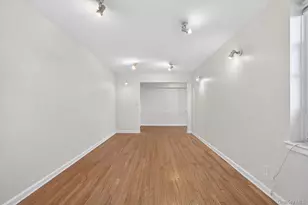 84-35 Lander St, Briarwood, NY 11435 - Photo 6