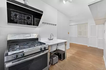 84-35 Lander Street #2B, Briarwood, NY 11435 - Photo 14