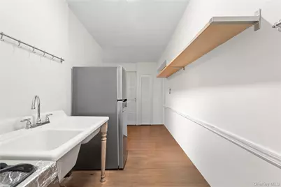 84-35 Lander Street #2B, Briarwood, NY 11435 - Photo 8