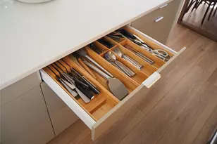 24 Carhart Ave, White Plains, NY 10605 - Photo 14