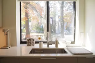 24 Carhart Ave, White Plains, NY 10605 - Photo 12