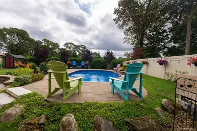 11 Mohegan Lane, Commack, NY 11725 - Photo 24