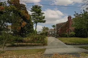 3-01 Park Ln, Douglaston, NY 11363 - Photo 4