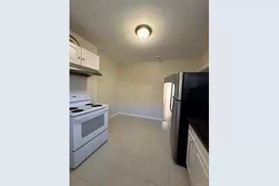 1989 Cruger Avenue #1, Bronx, NY 10462 - Photo 8