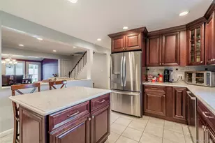 200 Willowood Dr, Wantagh, NY 11793 - Photo 6