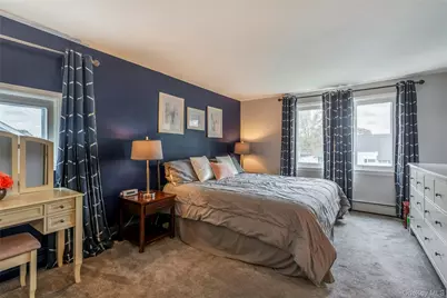 200 Willowood Drive, Wantagh, NY 11793 - Photo 14