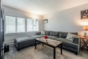 200 Willowood Dr, Wantagh, NY 11793 - Photo 16