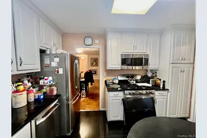 70-20 108th Street #2K, Forest Hills, NY 11375 - Photo 4