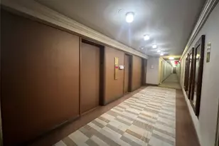 70-20 108th St, Forest Hills, NY 11375 - Photo 18