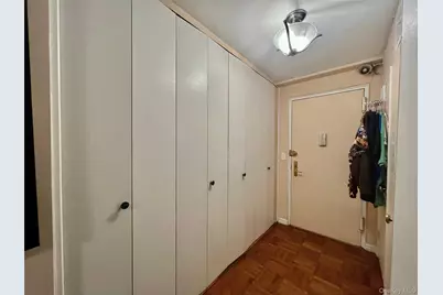 70-20 108th Street #2K, Forest Hills, NY 11375 - Photo 2