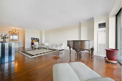 27010 Grand Central Parkway #17K, Floral Park, NY 11005 - Photo 6