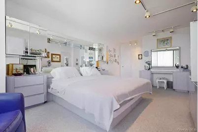 27010 Grand Central Parkway #21M, Floral Park, NY 11005 - Photo 12