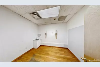 146 Norman Avenue, Brooklyn, NY 11222 - Photo 14