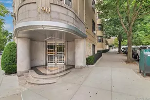 190 E Mosholu Pkwy S, Bronx, NY 10458 - Photo 2
