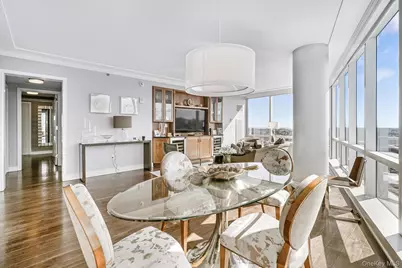 5 Renaissance Square #28E, White Plains, NY 10601 - Photo 8