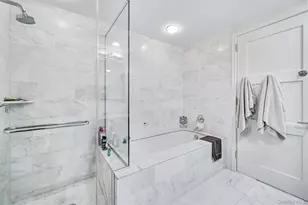 5 Renaissance Square, White Plains, NY 10601 - Photo 30