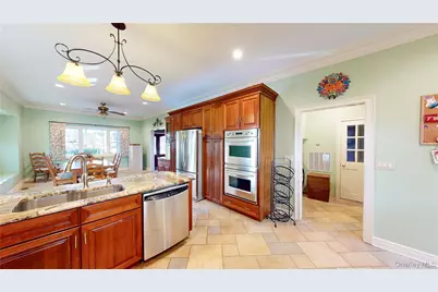 725 Scranton Avenue, East Rockaway, NY 11518 - Photo 30