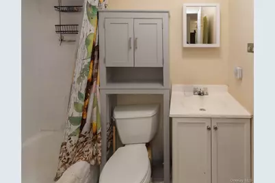 1003 Cherry Hill Drive, Poughkeepsie, NY 12603 - Photo 14