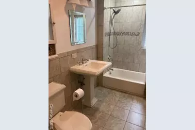 41 Woodbine Road, East Hills, NY 11577 - Photo 12