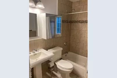 41 Woodbine Road, East Hills, NY 11577 - Photo 10