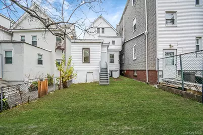 155 Hawthorne Avenue, Yonkers, NY 10701 - Photo 36